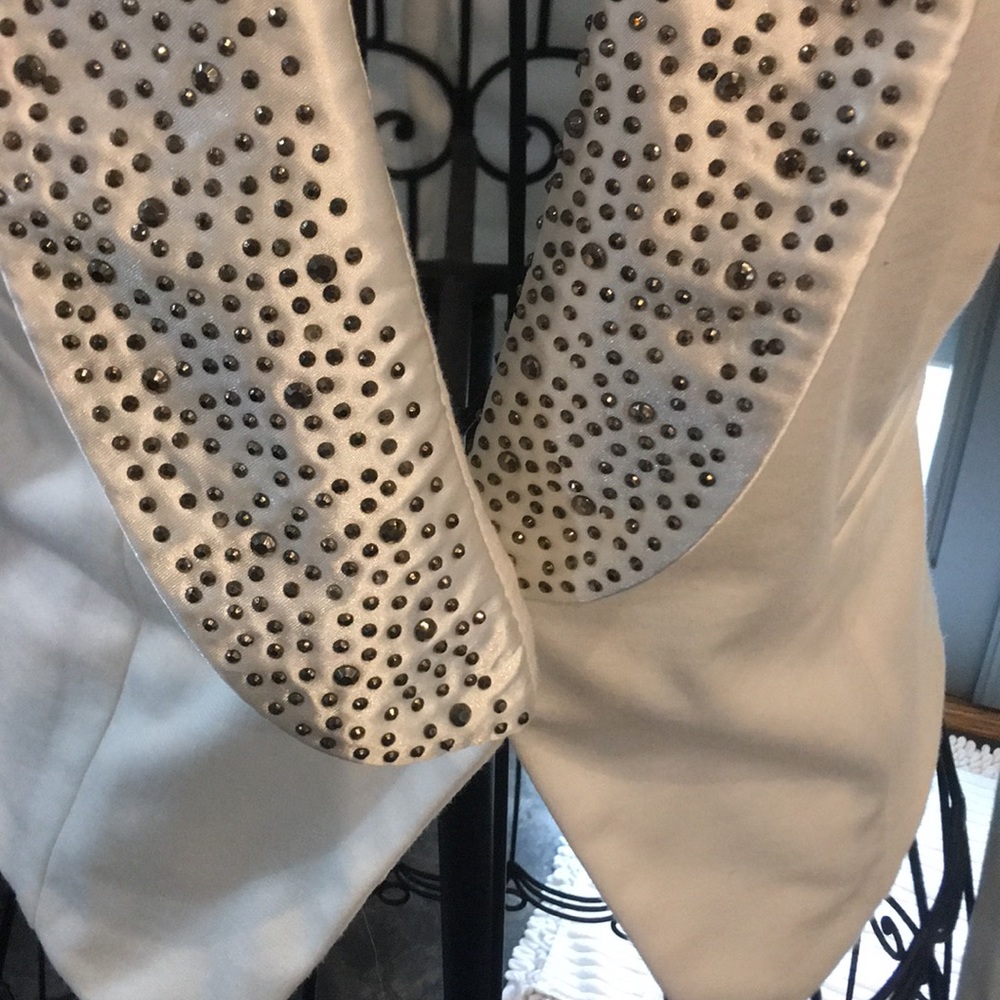 Jacket - Picture 3 of 4